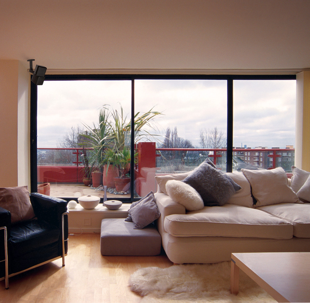 Sanus WSM3 Black Speaker Mounts (Pair) - Image 2